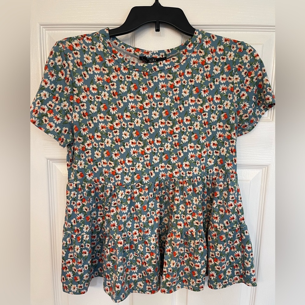 Vibe floral babydoll top med